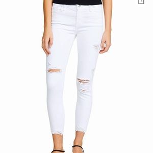 NWT J BRAND 825 mid rise distressed jeans.